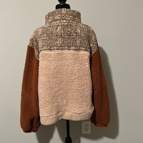 Quarter Zip Color Block Fleece Pullover - Picture 8 of 8